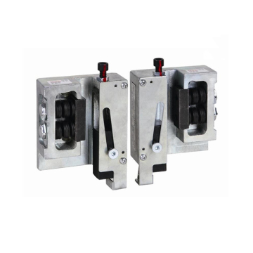 Instantaneous Elevator Safety Brake Device and Guide Rail System
