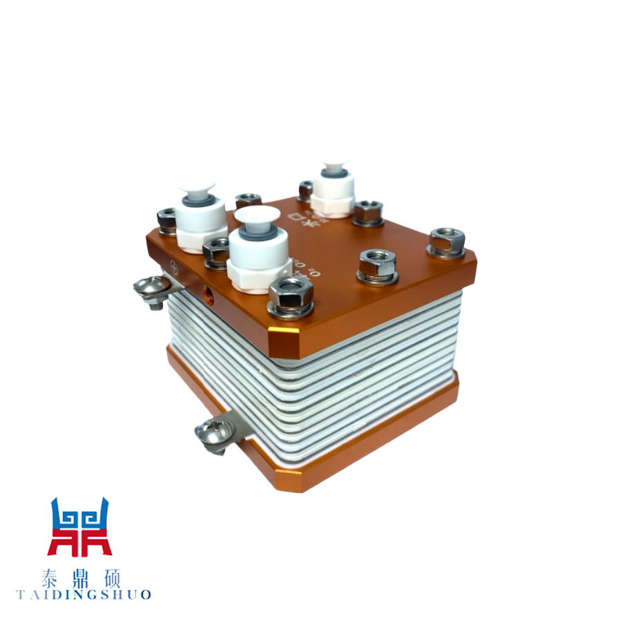 PEM 수소 생산 전해질