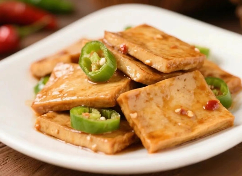 Stir Fried Dried Beans with Pork and Green Peppers