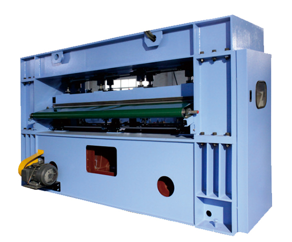 poinçonneuse à grande vitesse et à vitesse moyenne high speed and middle speed needle punching machine