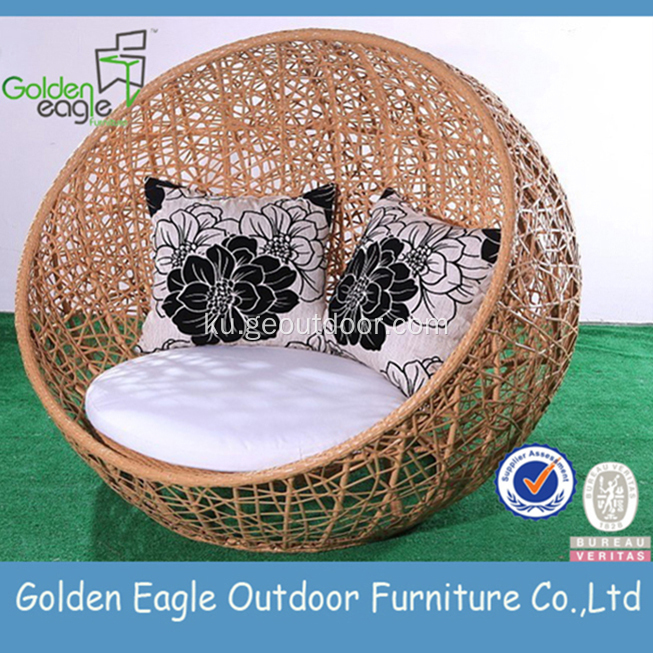 Hand Special Weaving UV-berxwedana PE Rattan Sunbed