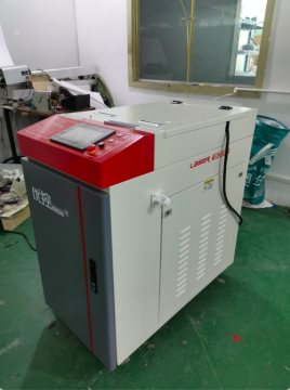 Manipulator type of stainless steel welding machine