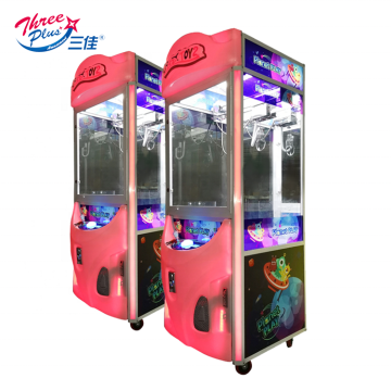 Threeplus Mini Toy Claw Machine Crane Game Supplier in Singapore: Crazy Toys 2