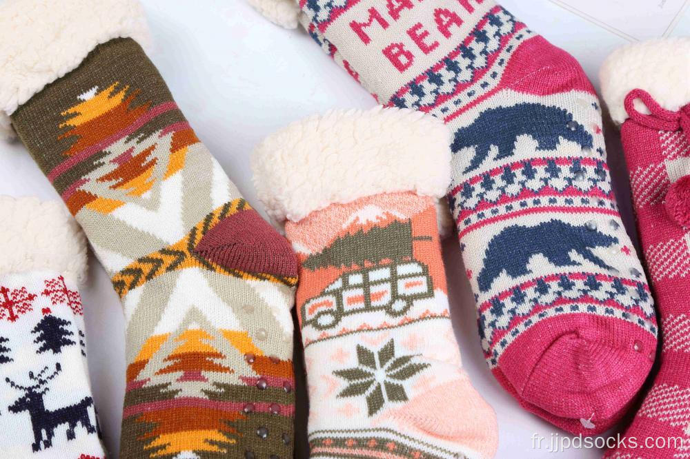 Chaussettes de pantoufles d&#39;hiver adultes populaires