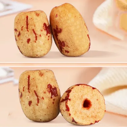 Pitted and peeled large red dates