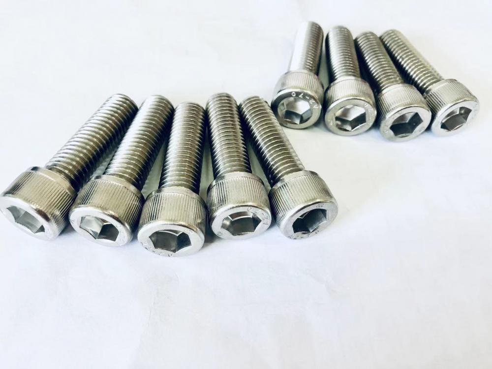 OEM Stainless Steel Bedge Anchor melalui Bolt