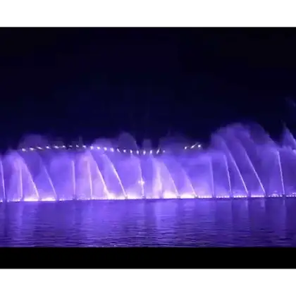 Sparkling water musical fountain