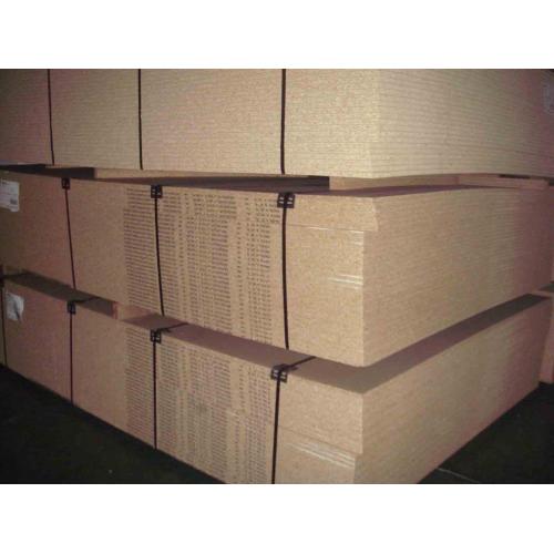 18mm E2 Emission Chipboard Poplar Core