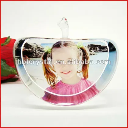 Beautiful crystal apple shaped photo frame