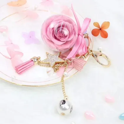 Wholesale Fashionable Everlasting Rose Keychain