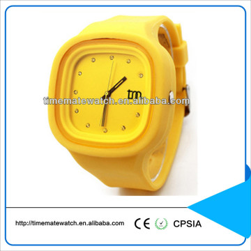 Quartz movt stainless steel back vogue wrist watch silicone band geneva watch
