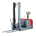 Station driven balanced forklift1