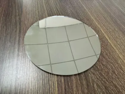 Concave-convex mirror with different colors on both sides