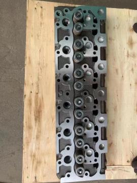 KUBOTA CYLINDER HEAD S2600 S2800