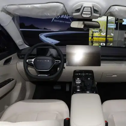 SAIC Wuling Starlight PHEV: 1100KM Range Hybrid Electric Sedan at Affordable Prices