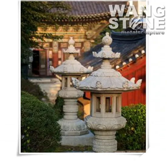 Middle Pagoda Chinese Granite Stone Lantern Sculpture
