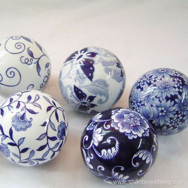 Chinse blue and white porcelain decoration ball