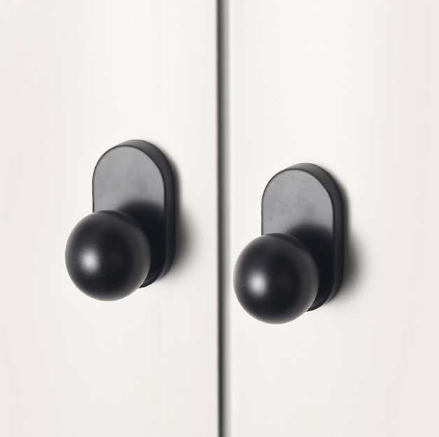 round cabinet pulls