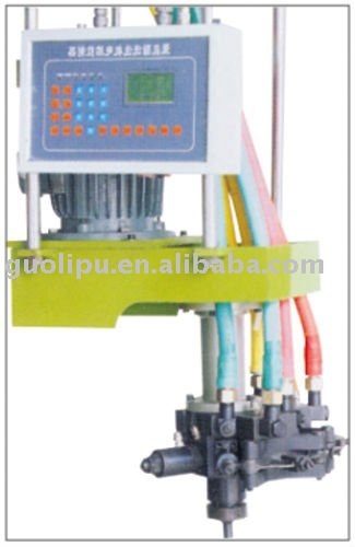 pu foam injecting machine