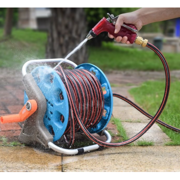 Water pipe truck storage rack turntable