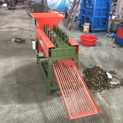 Australian Macadamia Nut Skin Sheller and Green Macadamia Fruit Peeling Machine
