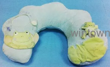 High quality Baby frog neck pillow with U shape hot sale in 2013