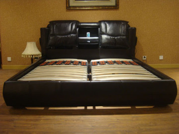 Modern Style Designed Bed