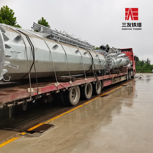 Postes robustos de tubos de aço projetados para resistência industrial