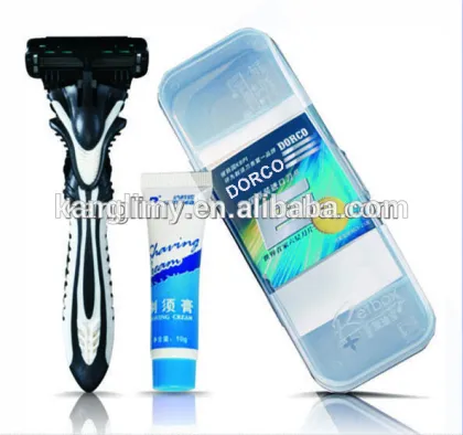 men razor and shaving creacm shaving kit