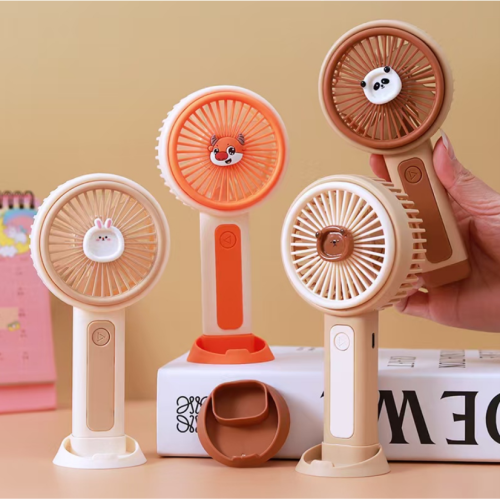 Ventilador recarregável portátil de desenho animado