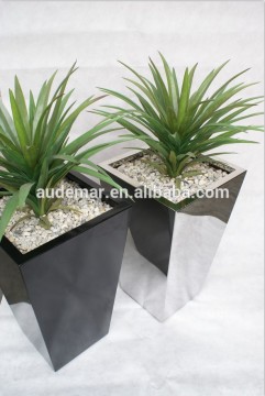 Audemar Stainless Steel 304 Or Aluminum Railing Flower Pot