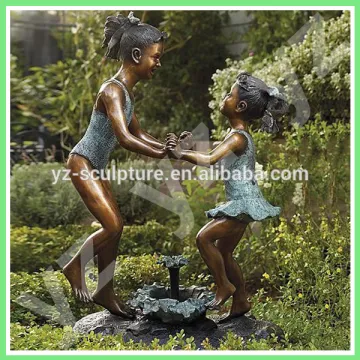 Lovely Bronze Children Fountain for garden decoration