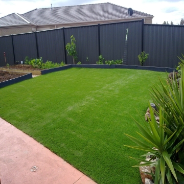Best Synthetic Lawn for Landscaping