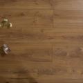 Gaya Country Warna Coklat Desain Pinus Laminate Flooring