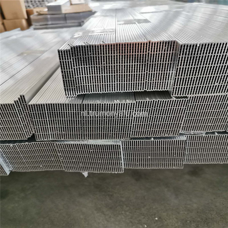 Aluminium geëxtrudeerde buis met meerdere poorten voor koellichaam