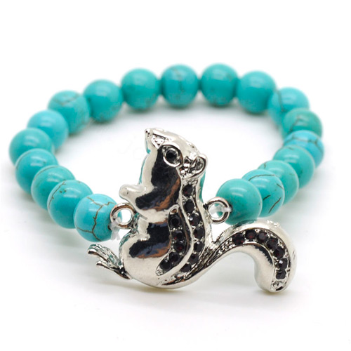 Turquoise 8MM perles rondes Bracelet extensible de pierres précieuses avec pièce d&#39;écureuil en alliage Diamante