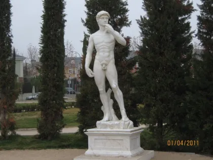 world famous stone carving sculpture garden marble david pierre statue