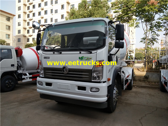 5000 Liters 160hp SINOTRUK Cement Mixer Trucks