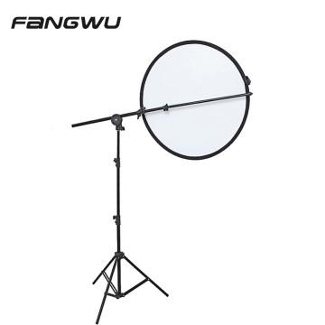 Sistema di riflettore dello studio fotografico in metallo: staffa girevole flessibile da 66-170 cm con disco pieghevole e supporto per treppiede leggero da 2 m