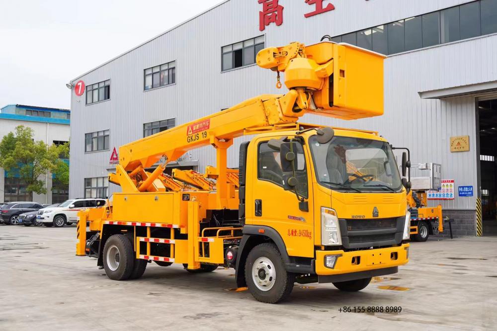 Sinotruk Howo Insulated Arm Aerial Work Truck 8 Jpg