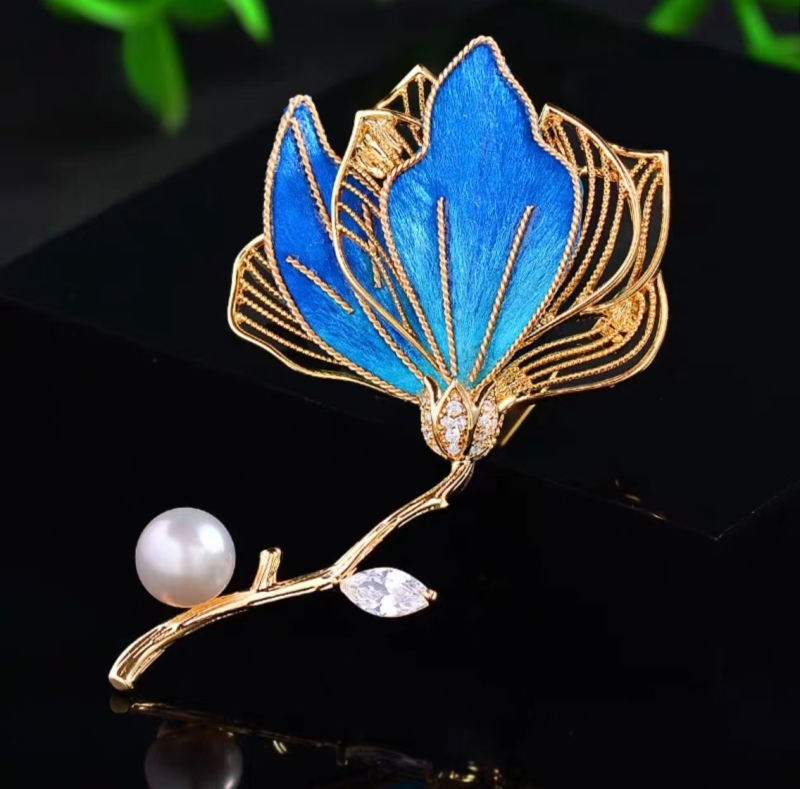 Handmade non-legacy velvet magnolia brooch