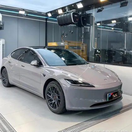 Glossy Wild Dove Grey Car Wrap