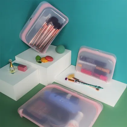 Durable silicone food storage boxes, a kitchen essential