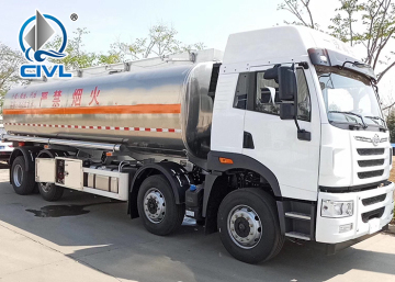 Stable Fuel Tanker Truck 30 - 40 Tons