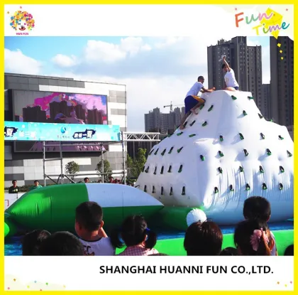 2015 Barry funny inflatable water park,inflatable water toys