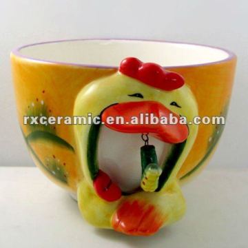animal ceramic bowl with hanging things in mouth-chicken