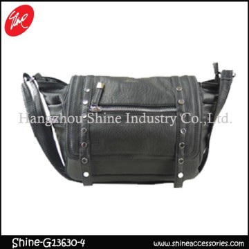 New design cross body bag/studded wings bag/washed bag