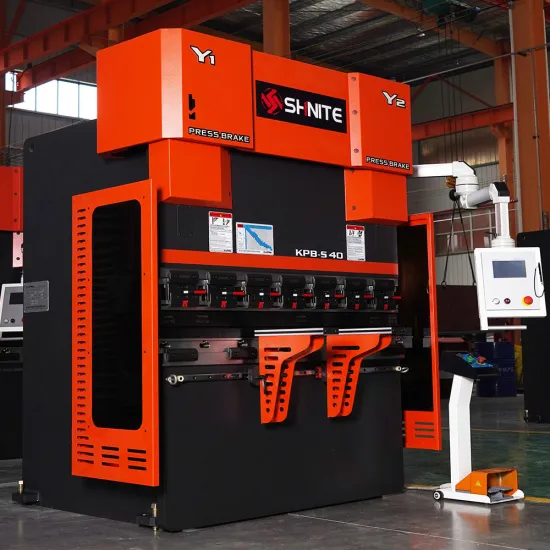 110 Tons 3200 Electro-Hydraulic Servo CNC Bending Machine 4+1 Axis