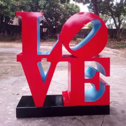 large outdoor sculptures metal crafts robert indiana sculpture love