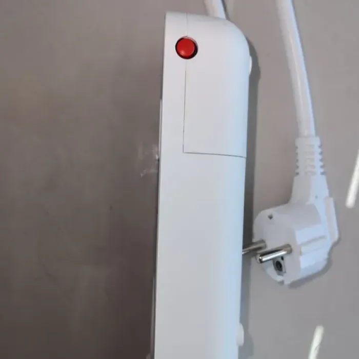 Soket Ekst 5 Arah dengan USB 3,4A